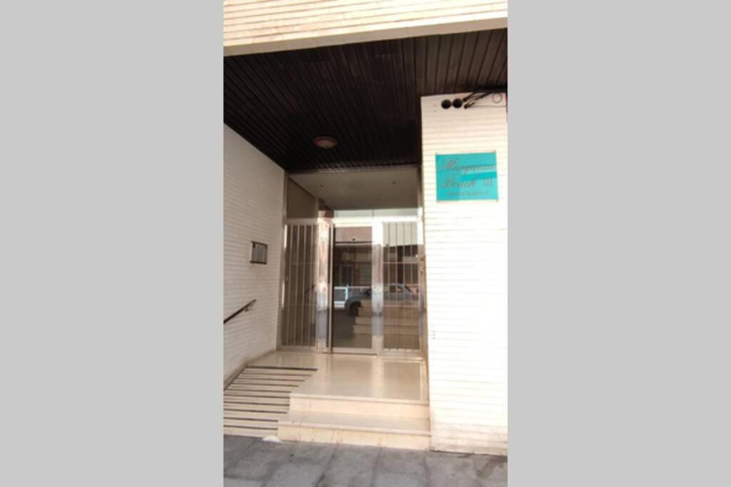 Cozy Studio Apartment Near The Beach トレビエハ エクステリア 写真